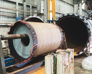 Pulley lagging curing in autoclave during hot vulcanisation process